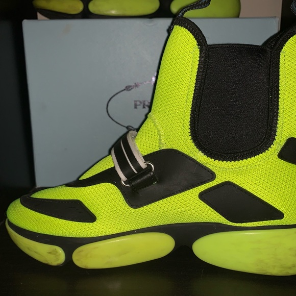 Prada shoes - Picture 5 of 9